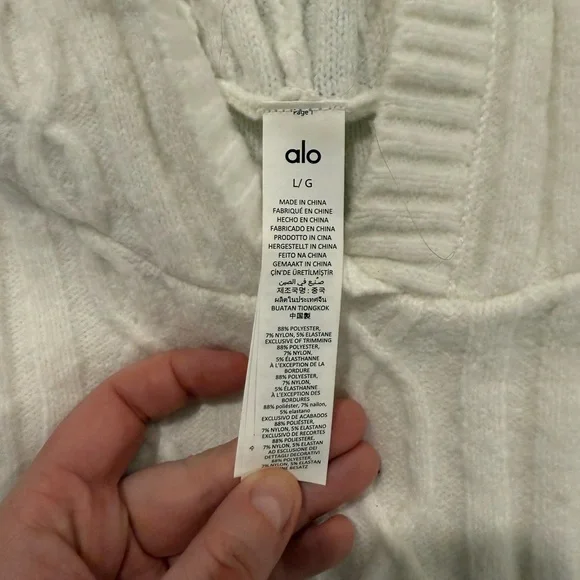 ALO sweater - Picture 9 of 11